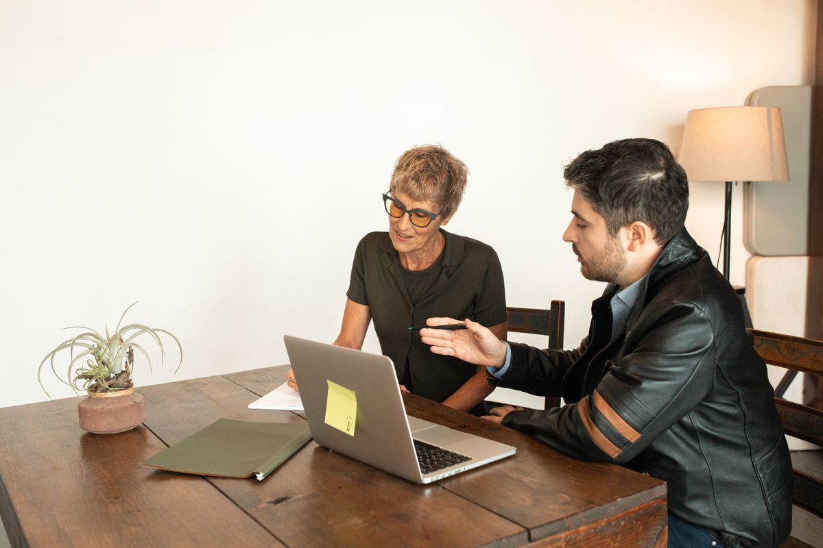 Academic advisor consulting with a student